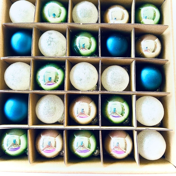 25 Mini Glass Christmas Ball Ornaments Light & Navy Blue Silver Opalescent - Picture 2 of 7